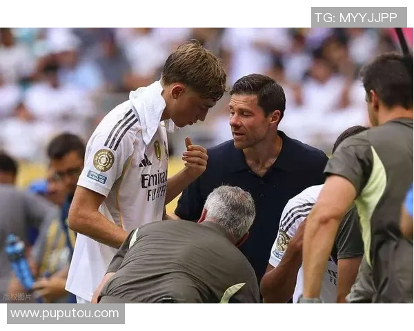 TA：为什么阿隆索镇不住皇马？球员都是老板 佛爷都要退让